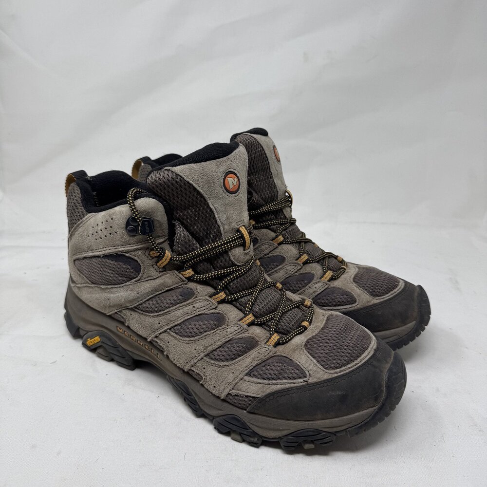 Merrell Moab 3 Mid Mens hiking boots US 12 Brown protective toe cap Size 12